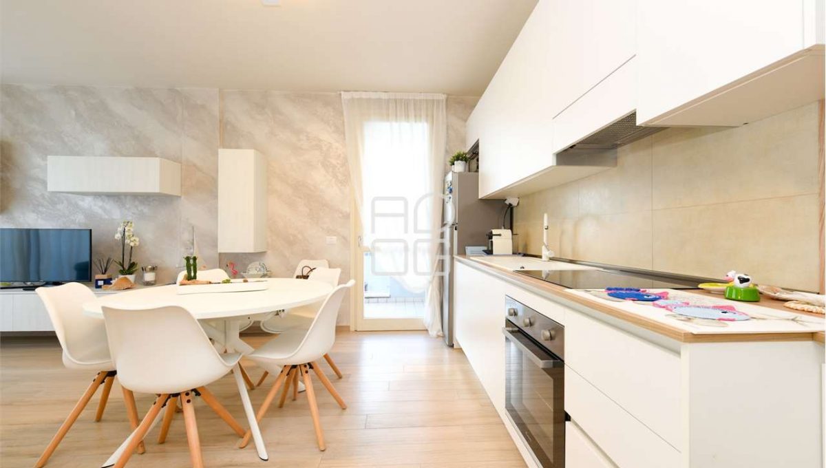 imm_69796-20251122092349-1280-_Watermark_png_mc