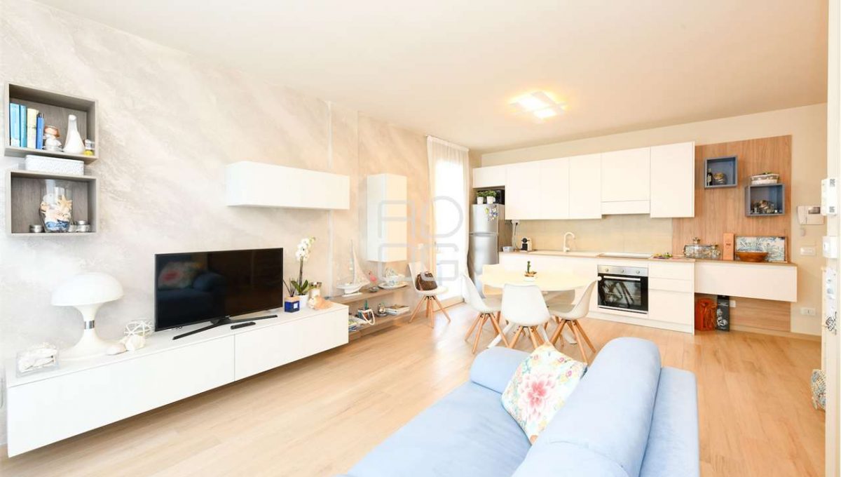 imm_69798-20251122092349-1280-_Watermark_png_mc