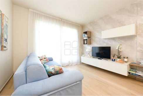 imm_69799-20251122092349-1280-_Watermark_png_mc