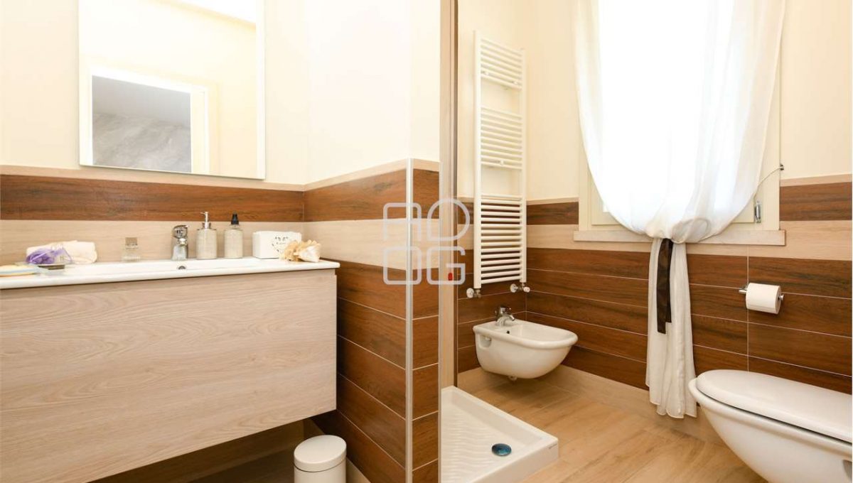 imm_69810-20251122153522-1280-_Watermark_png_mc