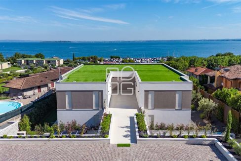 imm_68754-20251204121935-1280-_Watermark_png_mc