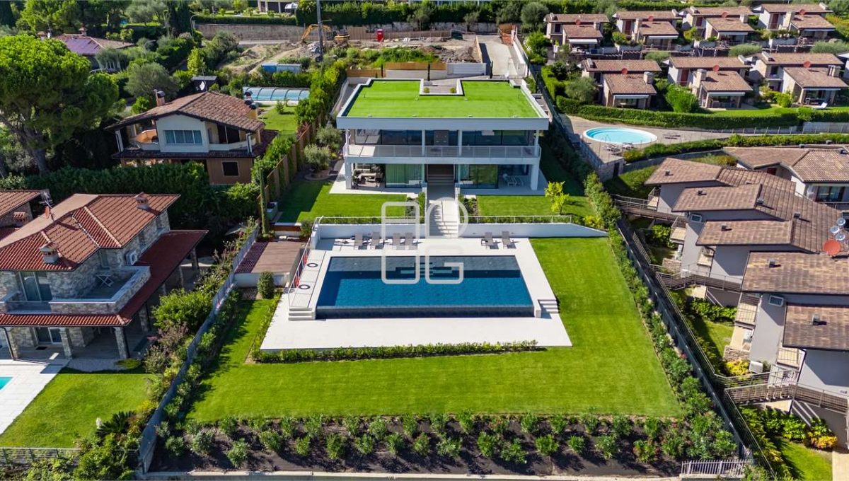 imm_68756-20251204121910-1280-_Watermark_png_mc