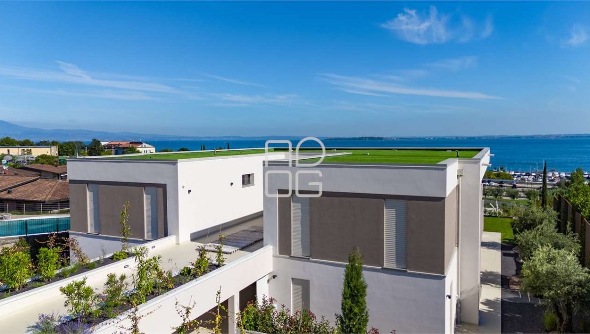 imm_68763-20251204121915-1280-_Watermark_png_mc