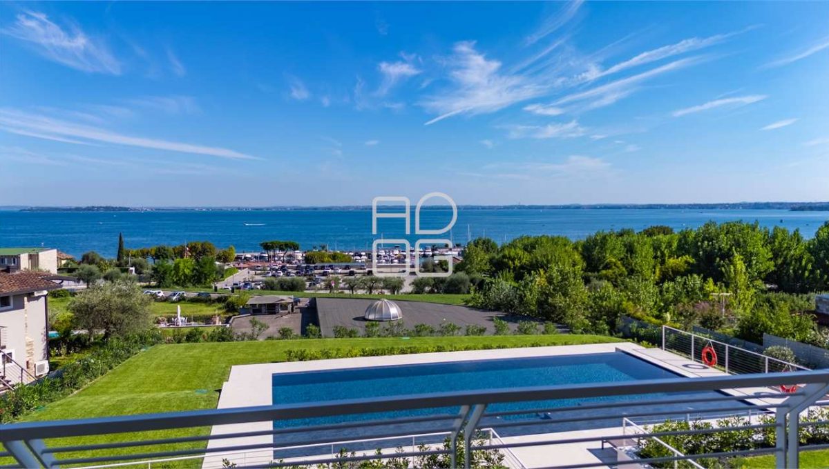 imm_68770-20251204121905-1280-_Watermark_png_mc