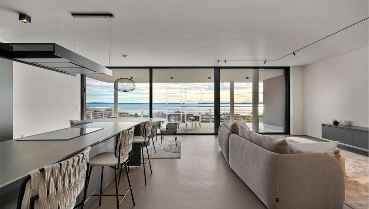 imm_70018-20251204121759-1280-_Watermark_png_mc