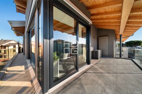 imm_70051-20251205161345-1280-_Watermark_png_mc