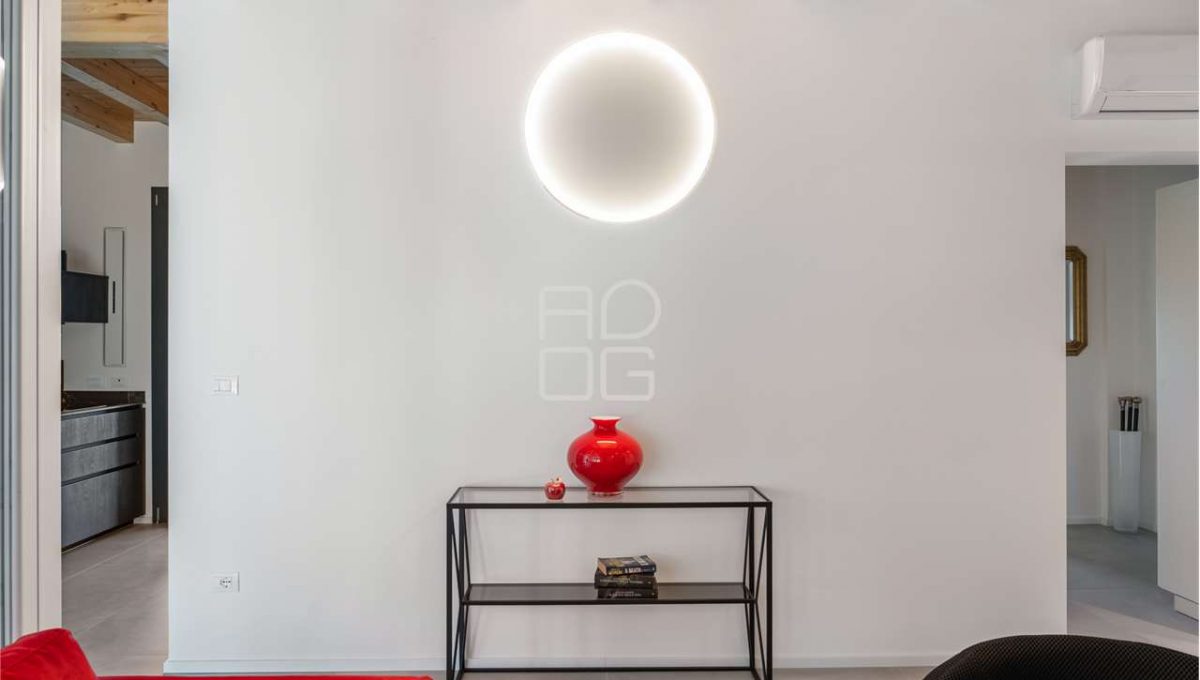 imm_70053-20251205161449-1280-_Watermark_png_mc