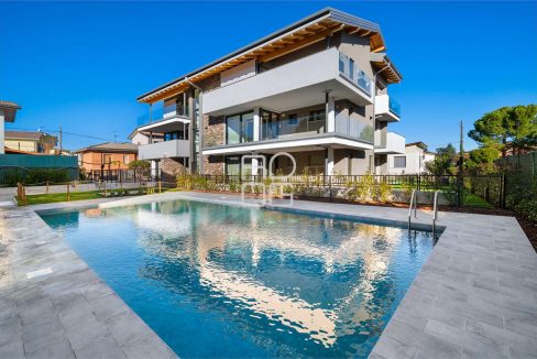 imm_70056-20251205155700-1280-_Watermark_png_mc