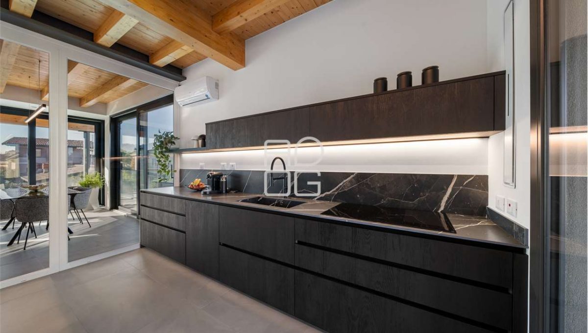 imm_70062-20251205161428-1280-_Watermark_png_mc