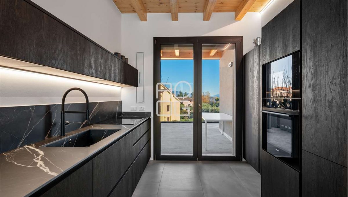 imm_70063-20251205161418-1280-_Watermark_png_mc