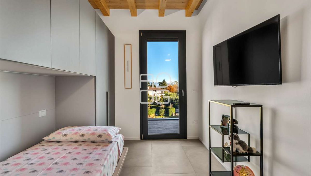 imm_70067-20251205161042-1280-_Watermark_png_mc