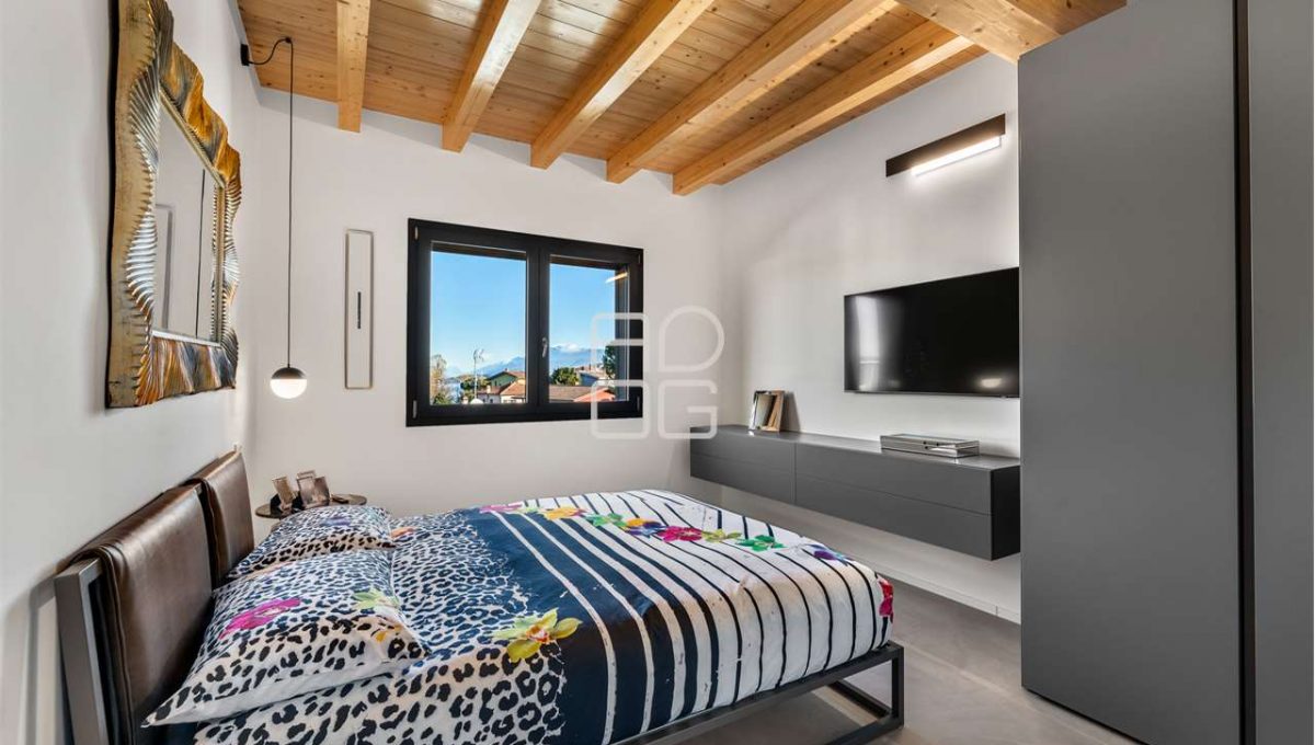 imm_70068-20251205161314-1280-_Watermark_png_mc