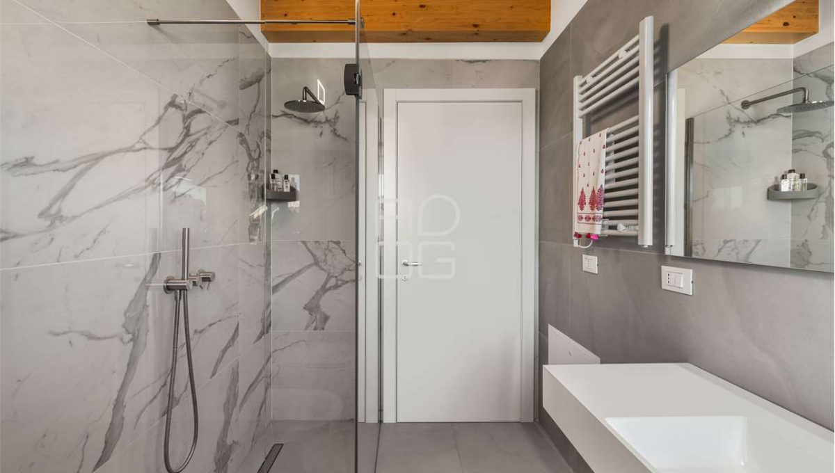 imm_70072-20251205161024-1280-_Watermark_png_mc