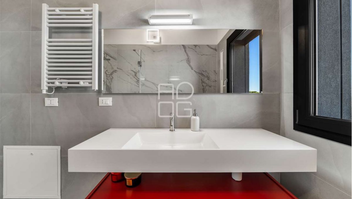 imm_70073-20251205161028-1280-_Watermark_png_mc