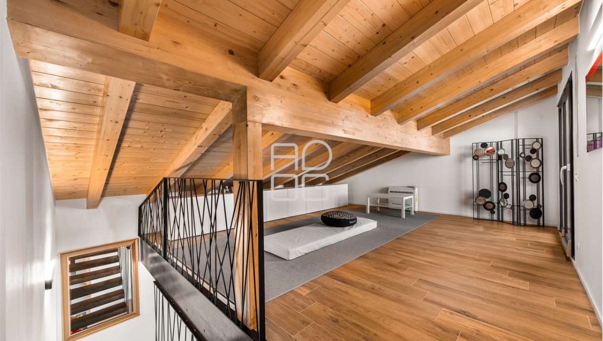 imm_70076-20251205161013-1280-_Watermark_png_mc