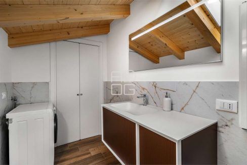 imm_70080-20251205160923-1280-_Watermark_png_mc