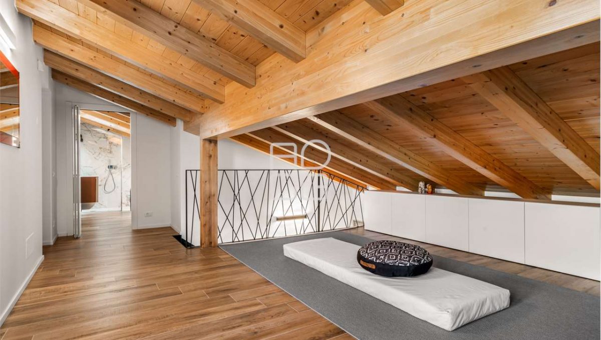 imm_70081-20251205161009-1280-_Watermark_png_mc