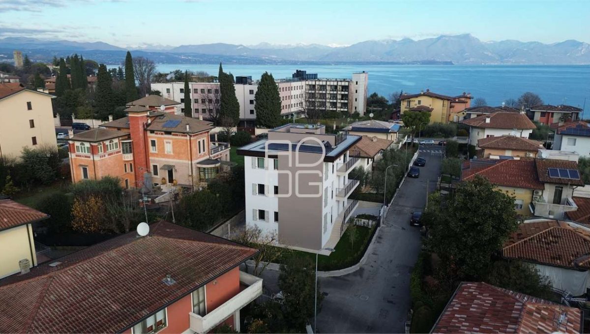 imm_70093-20251210161329-1280-_Watermark_png_mc