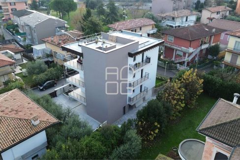 imm_70095-20251210161325-1280-_Watermark_png_mc