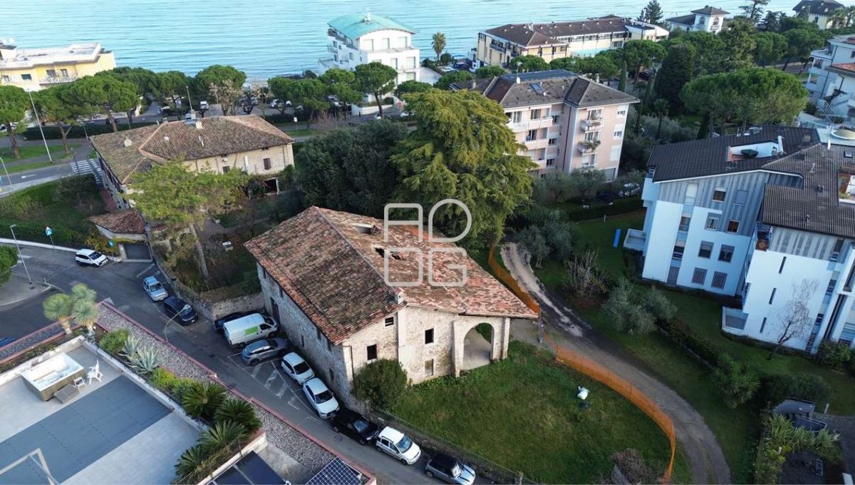 imm_70103-20251210162010-1280-_Watermark_png_mc