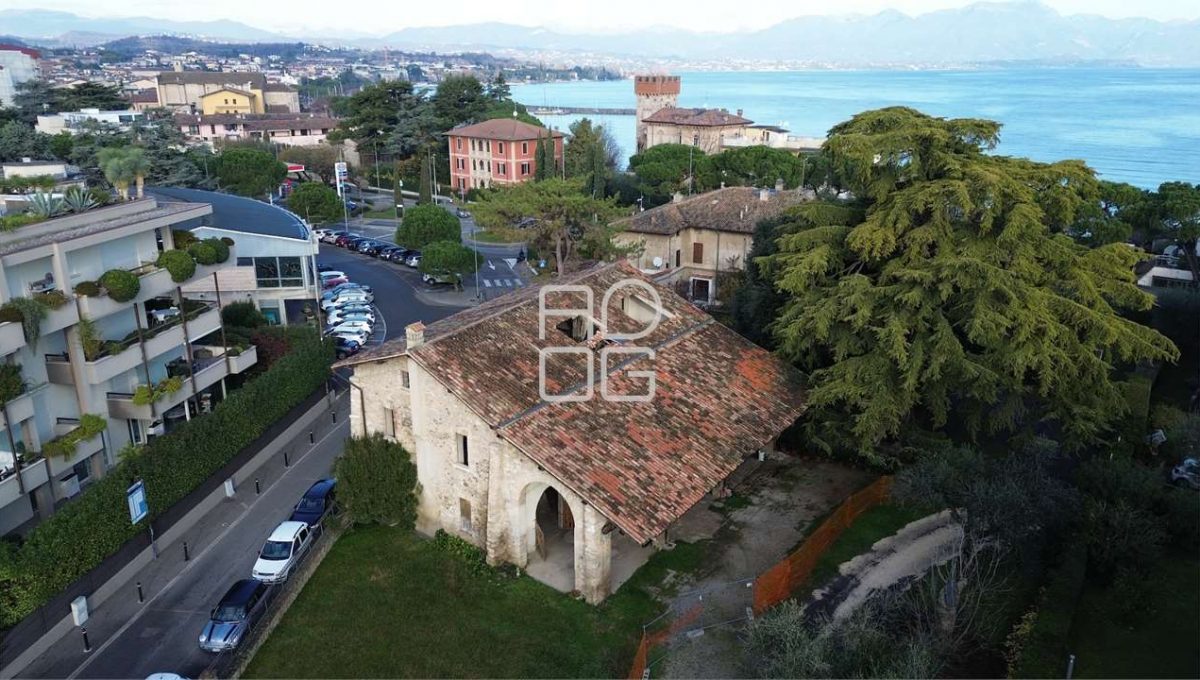 imm_70108-20251210162020-1280-_Watermark_png_mc