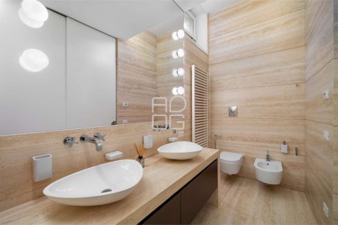 imm_70185-20251213092752-1280-_Watermark_png_mc