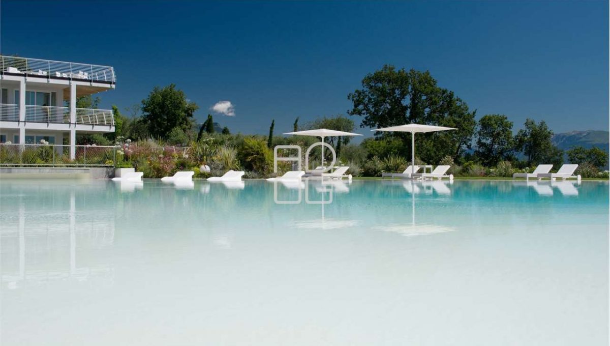 imm_70326-20251215172044-1280-_Watermark_png_mc