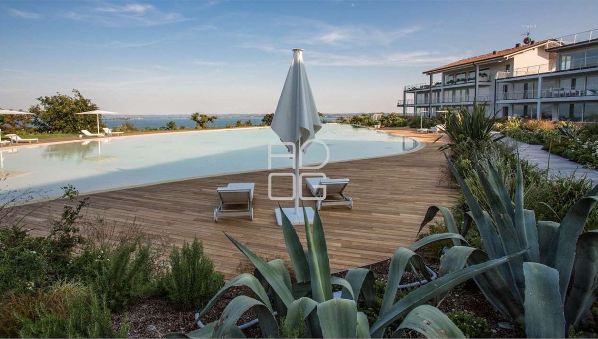 imm_70333-20251214225309-1280-_Watermark_png_mc