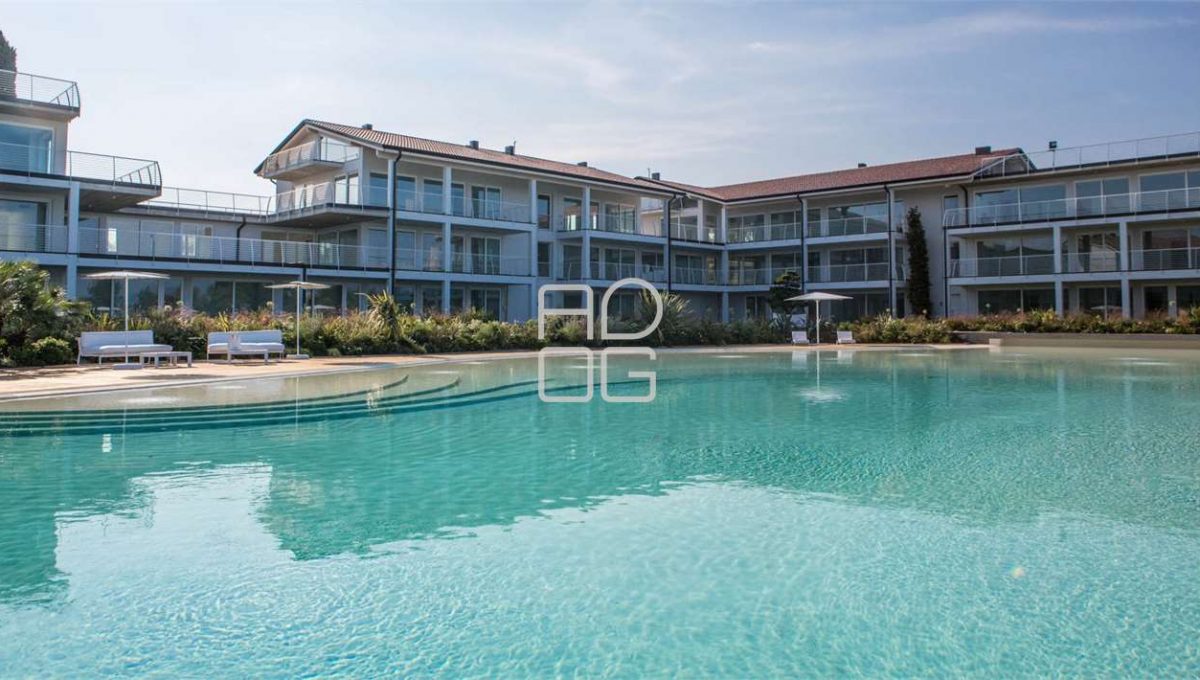 imm_70334-20251214225311-1280-_Watermark_png_mc