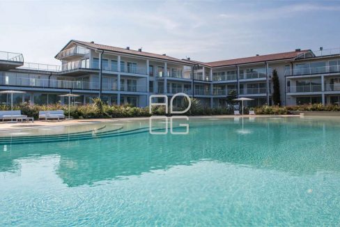 imm_70334-20251214225311-1280-_Watermark_png_mc