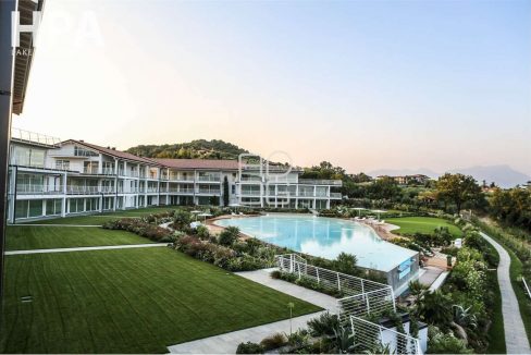 imm_70336-20251214225300-1280-_Watermark_png_mc