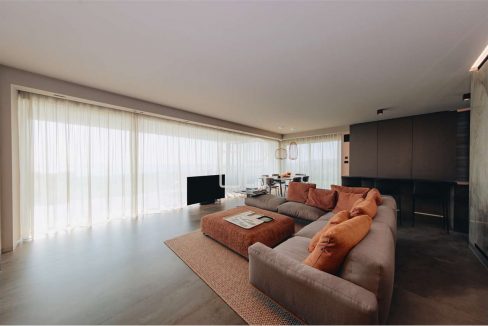 imm_70342-20251215074127-1280-_Watermark_png_mc