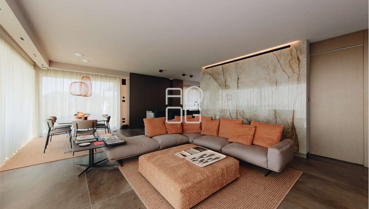 imm_70345-20251215074119-1280-_Watermark_png_mc