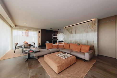 imm_70345-20251215074119-1280-_Watermark_png_mc