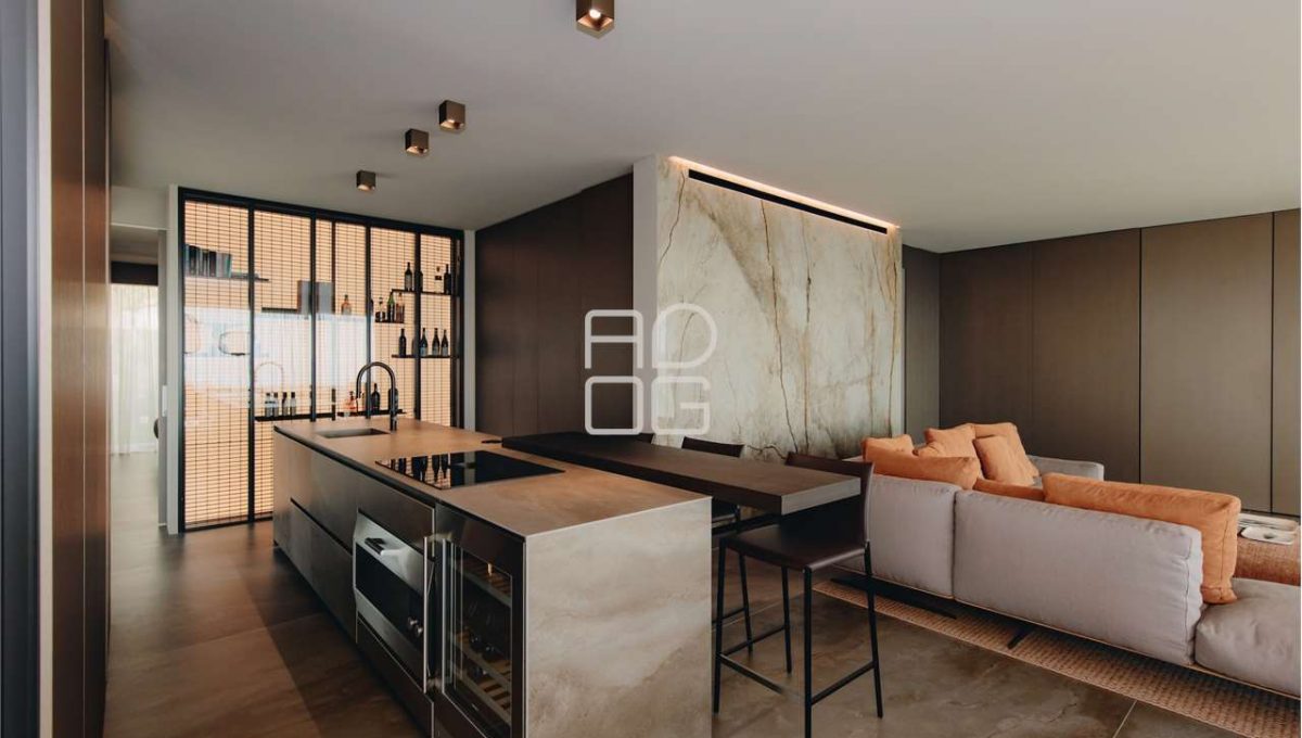 imm_70346-20251215074118-1280-_Watermark_png_mc