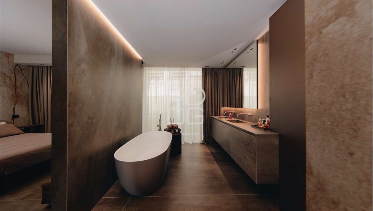 imm_70355-20251215074100-1280-_Watermark_png_mc