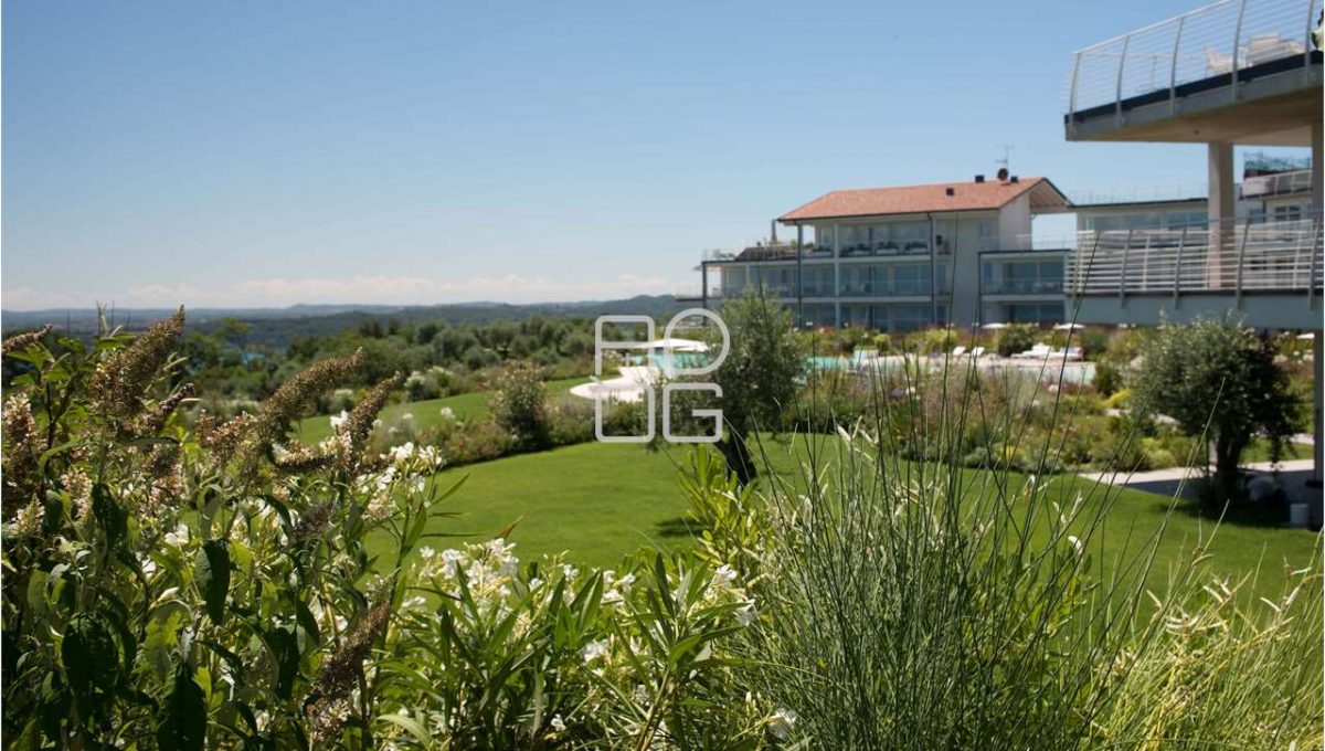 imm_70450-20251215153100-1280-_Watermark_png_mc