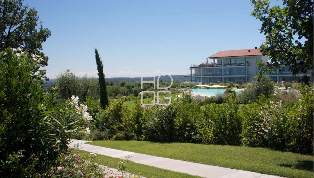 imm_70452-20251215153105-1280-_Watermark_png_mc