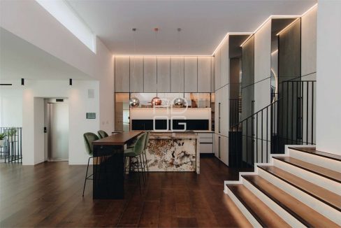 imm_70477-20251215174528-1280-_Watermark_png_mc