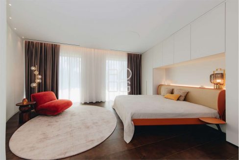 imm_70482-20251215174600-1280-_Watermark_png_mc