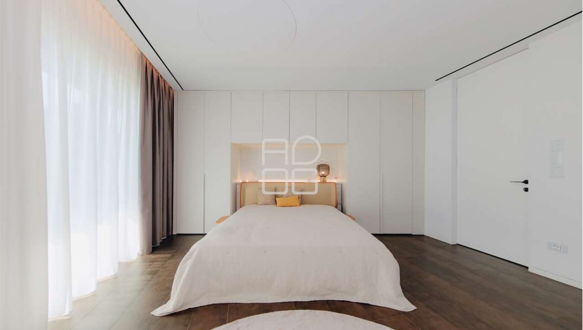 imm_70484-20251215174549-1280-_Watermark_png_mc