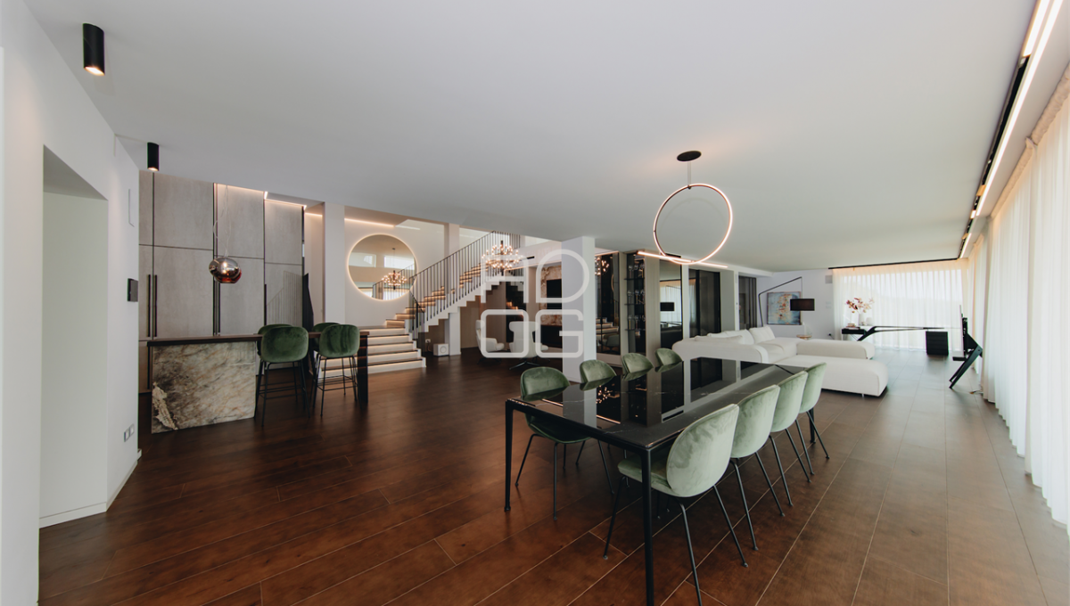 imm_70487-20251215174359-1280-_Watermark_png_mc