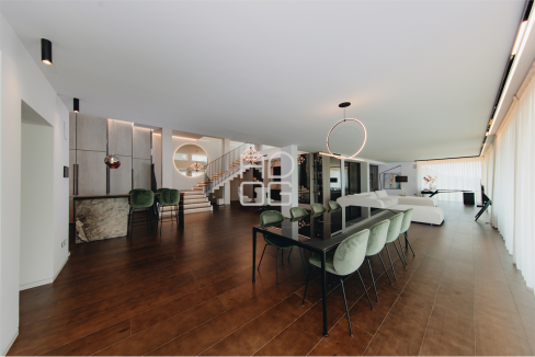 imm_70487-20251215174359-1280-_Watermark_png_mc