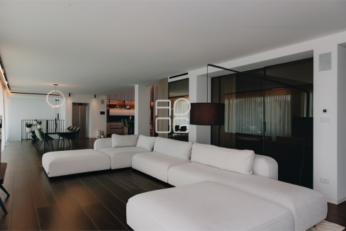 imm_70489-20251215174336-1280-_Watermark_png_mc