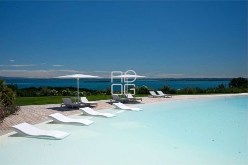 imm_70591-20251215183308-1280-_Watermark_png_mc