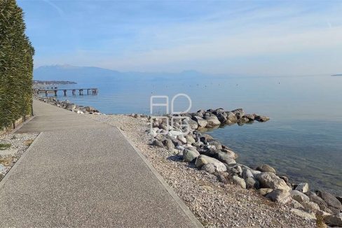 imm_70670-20251222051458-1280-_Watermark_png_mc