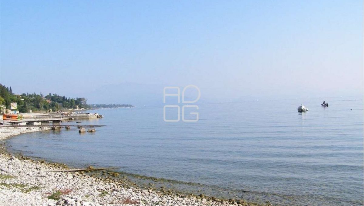 imm_70672-20251222051458-1280-_Watermark_png_mc