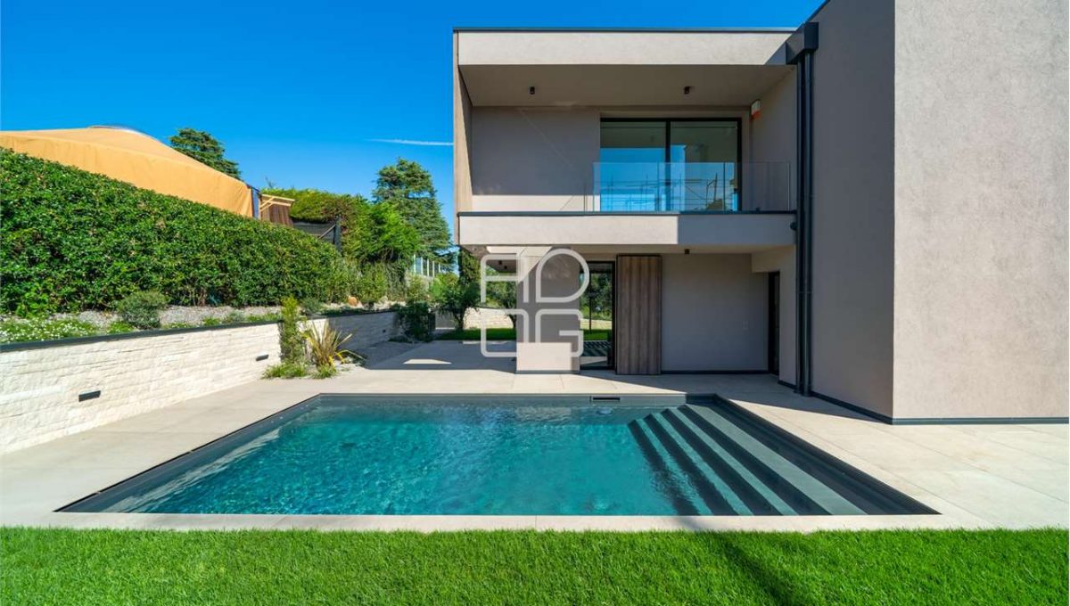 imm_70699-20251222215635-1280-_Watermark_png_mc