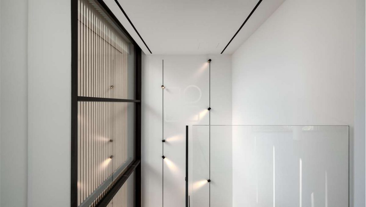 imm_70707-20251222215737-1280-_Watermark_png_mc