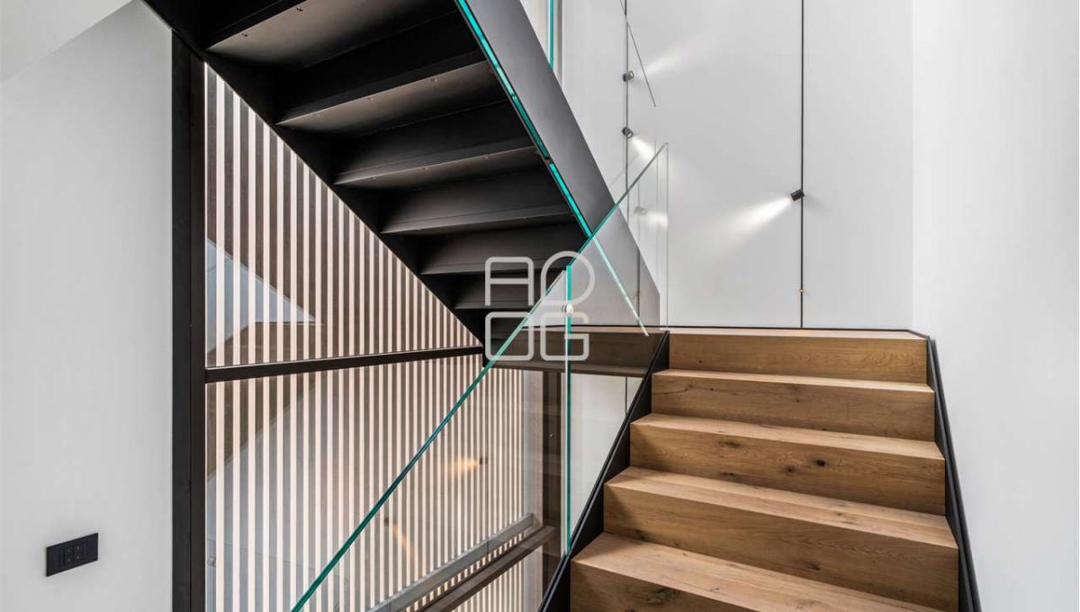 imm_70713-20251222215740-1280-_Watermark_png_mc